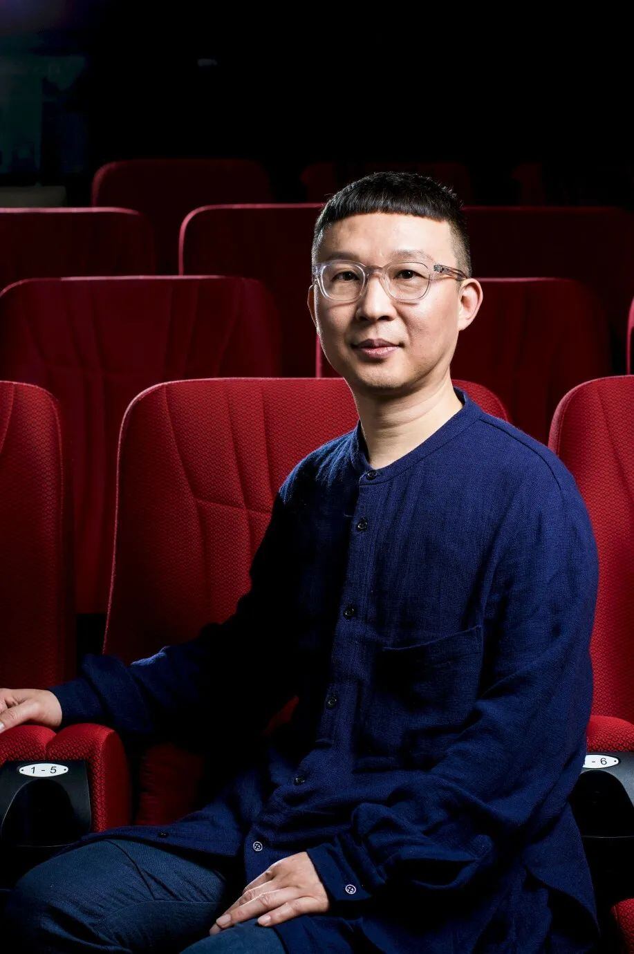 我有个好朋友,也是我们中戏的校友,《孔雀》的编剧李樯,他曾经跟我说